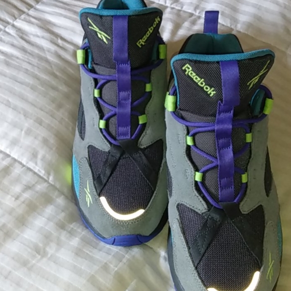 Reebok gray and purple Aztrek 96 adventure shoes - Picture 2 of 6